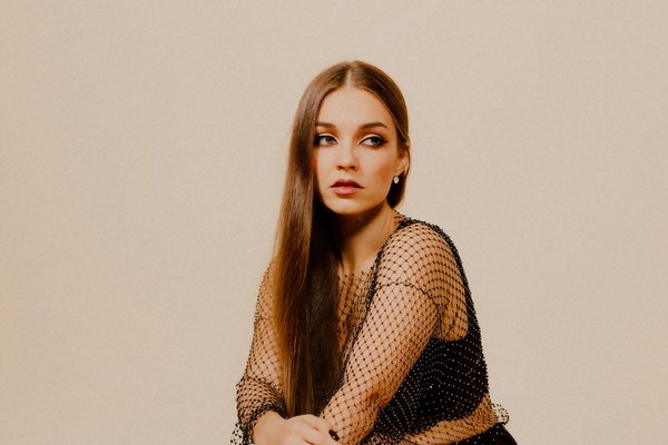 Discover the Best Nail Shapes for Short Nails: Elevate Your Manicure Style!